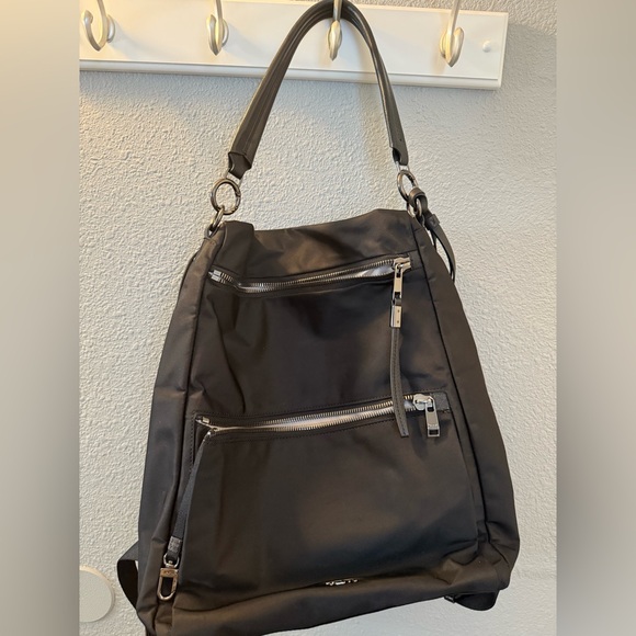 Tumi voyageur Leigh backpack /tote - Picture 2 of 12